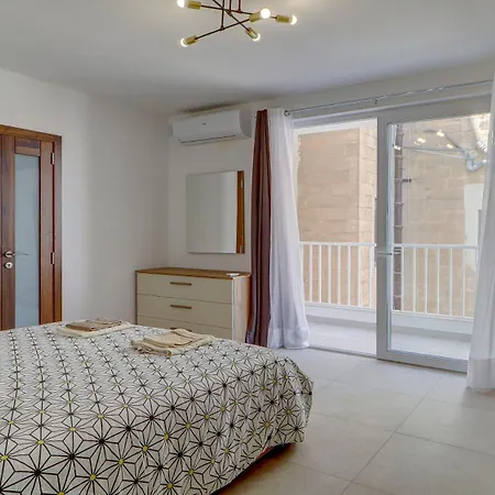 דירה Seaside 2br By Mira *